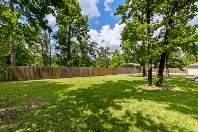 Building Photo - 4010 Briar St