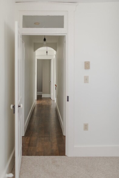 Building Photo - 6018 Carpenter St