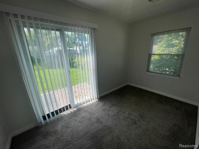 Building Photo - 2115 Symes St