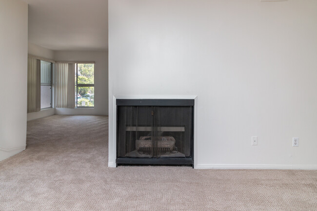 Building Photo - 3108 Raintree Cir