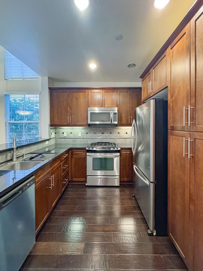 Building Photo - Beautiful 2bd 2bath Luxury Apartment in Torrance