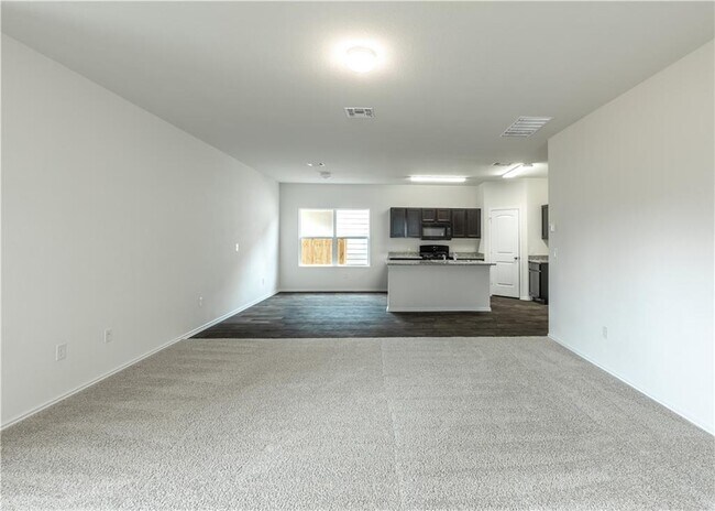 Building Photo - 15204 Kent Justin Dr