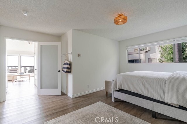 Building Photo - 11813 Ellice St