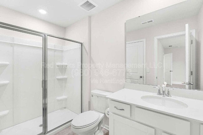 Building Photo - 14924 Nichols Hall Dr