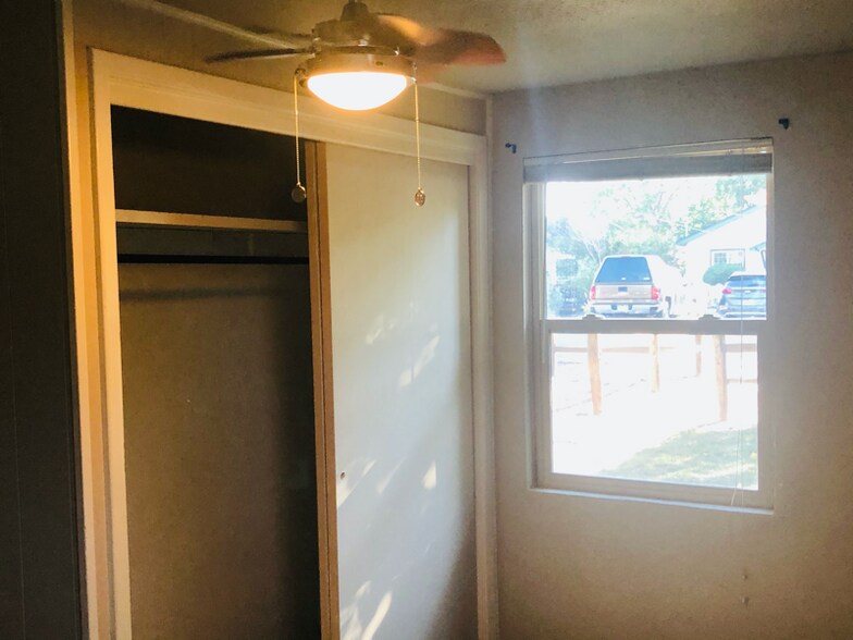 Building Photo - 3731 Teller St