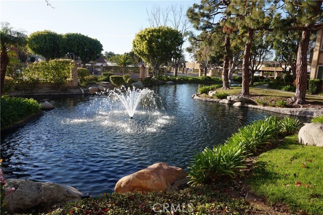 Building Photo - 16521 Grunion Ln