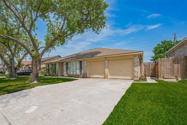 Building Photo - 10306 Jillana Kaye Dr