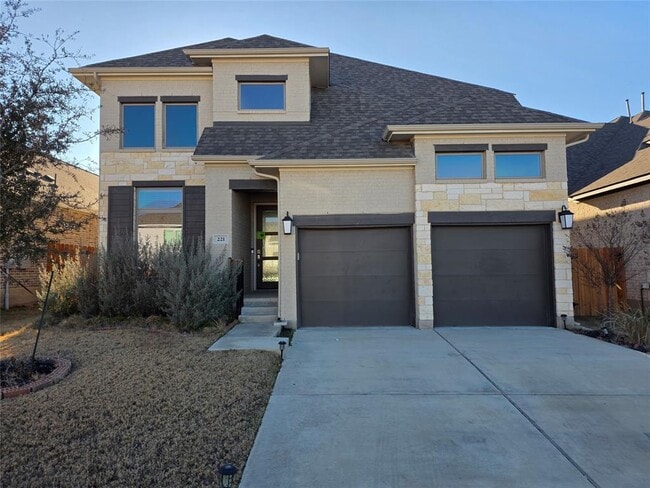 Building Photo - 221 Bauer Lp