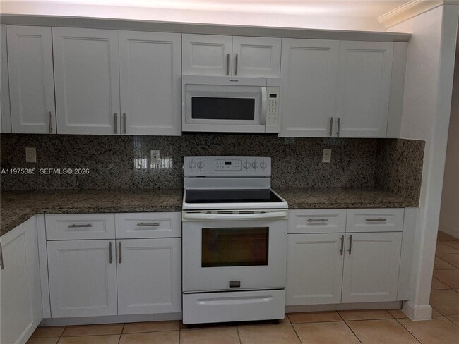 Building Photo - 9414 SW 164th Ct