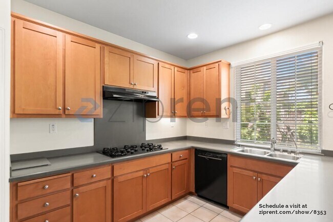 Building Photo - 1165 Hillery Way