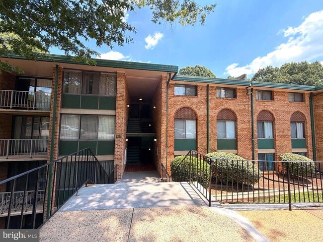 Building Photo - 487 N Armistead St