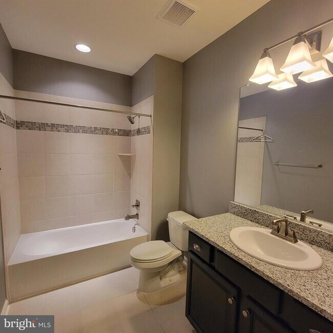 Building Photo - Exquisite Willowsford Residence with Main ...