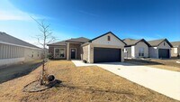 Building Photo - GORGEOUS 3-bedroom 2-bathroom home in Prairie Ridge!