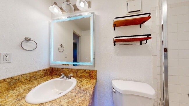 Building Photo - Private Lakefront Oasis in Sixty-01 Village