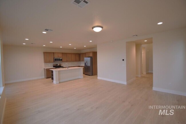 Building Photo - 6278 W Fireline St