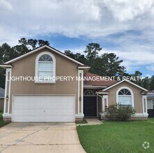 Building Photo - Beautiful and Spacious 5 Bed/2 Bath Home i...