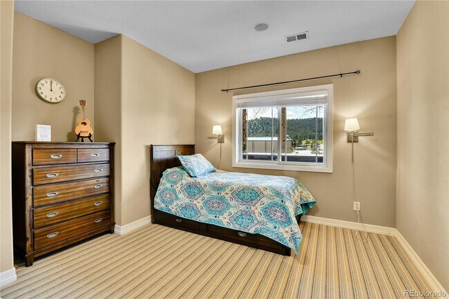 Building Photo - Spacious Colorado Luxury Home with 3-Car G...