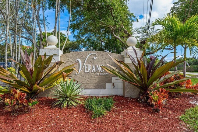 Building Photo - 1760 Palm Cove Blvd