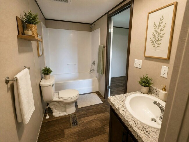 Building Photo - 31 Tower Manor Cir W