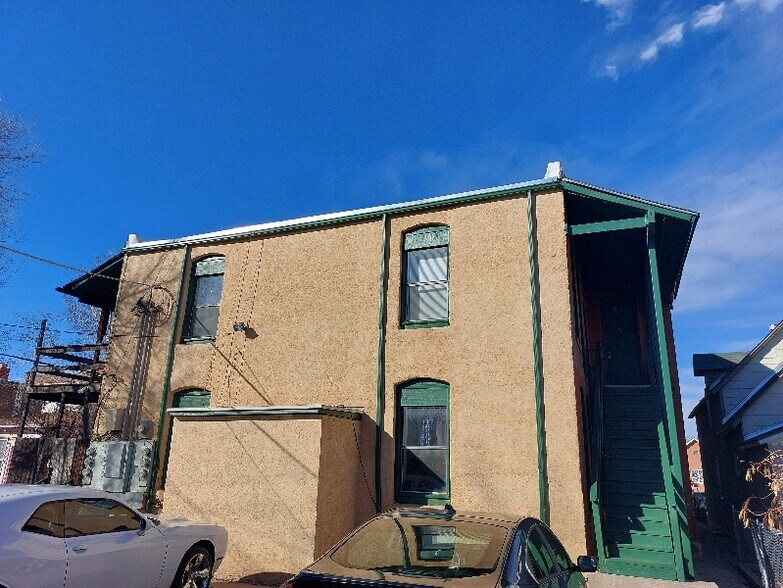 Building Photo - 1010 E Evans Ave