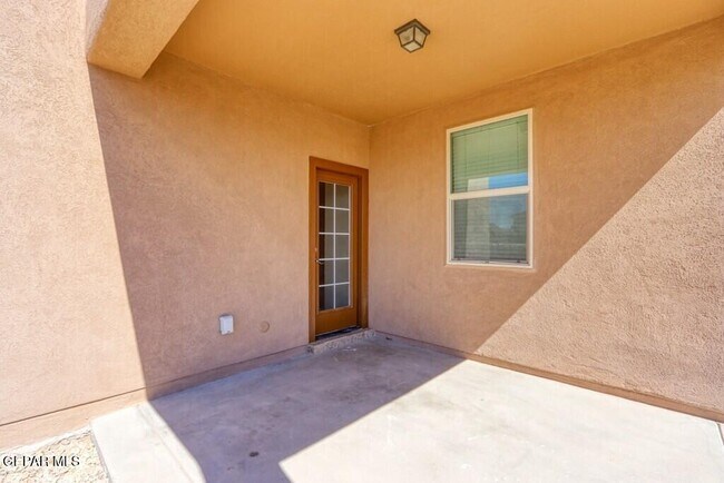 Building Photo - 13272 Emerald Glen St