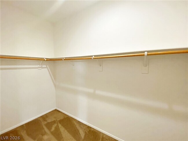 Building Photo - 682 Homewillow Ave