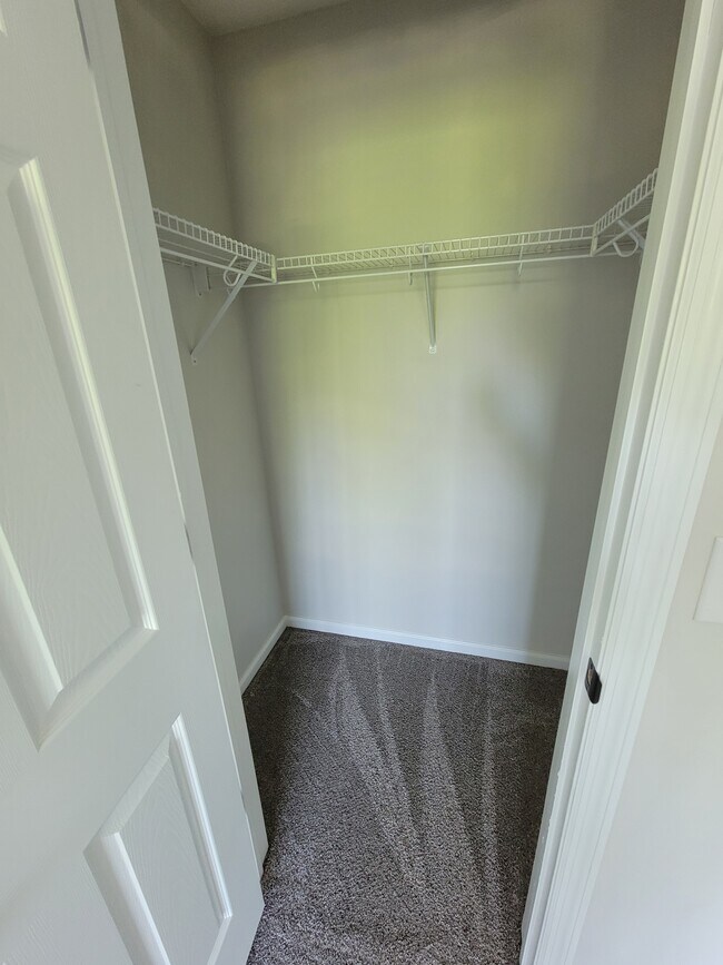 Building Photo - 92 Guideboard Rd