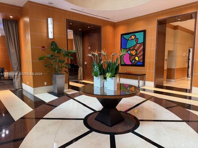 Building Photo - 253 NE 2nd St