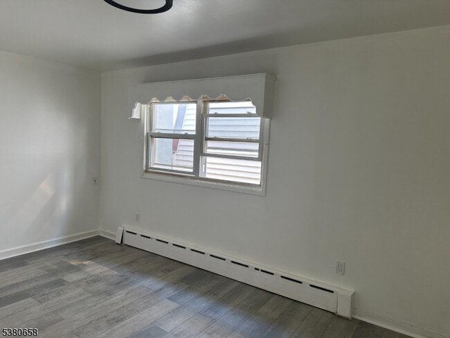 Building Photo - 296 Preakness Ave