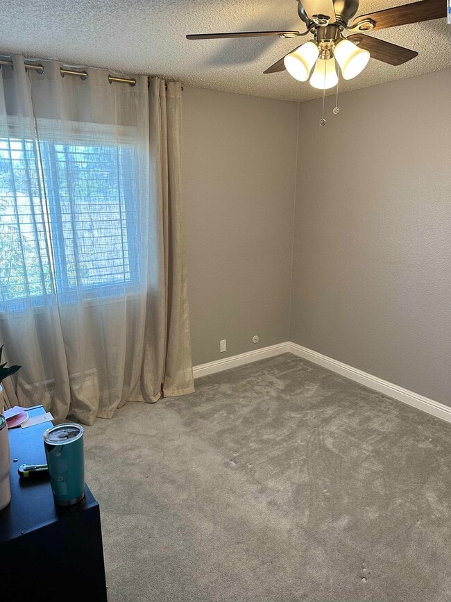 Building Photo - 725 Auburn Pl