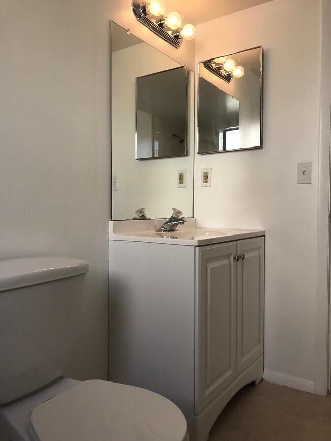 Building Photo - 12230 Fox Hound Ln