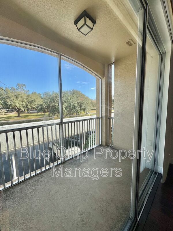 Building Photo - 6402 Cava Alta Dr