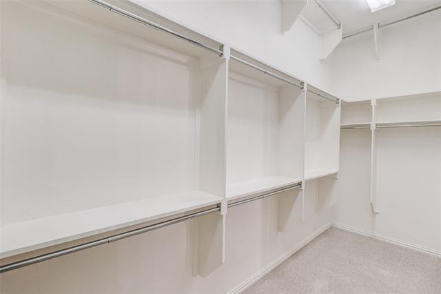 Building Photo - 400 King Galloway Dr