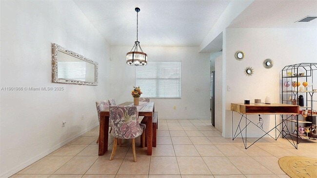 Building Photo - 12567 SW 121st Ave