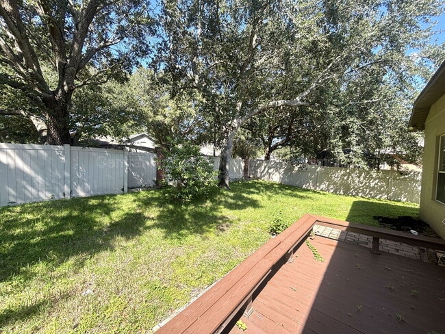 Building Photo - 902 Hire Cir