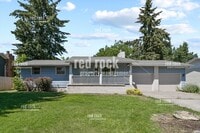 Building Photo - 2211 E 49th Ave