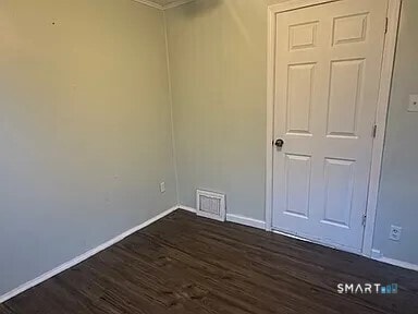 Building Photo - 30 Warren Ln