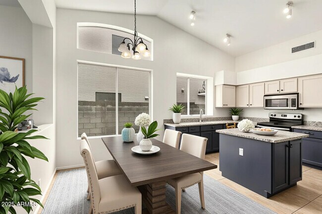 Building Photo - 1314 S Larkspur St