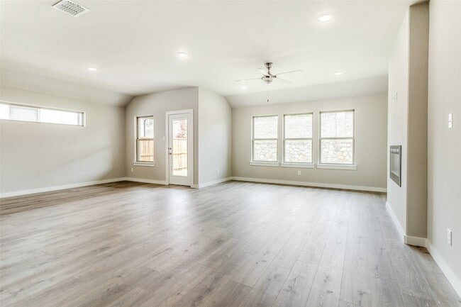 Building Photo - 5211 Bellhurst Dr