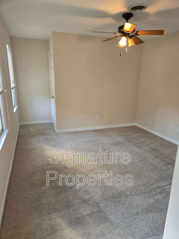 Building Photo - 11812 Marnelan Pl
