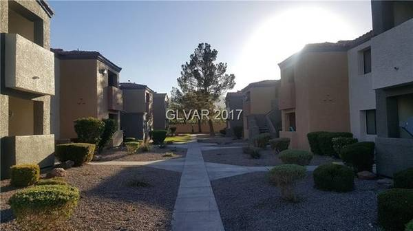 Building Photo - 3151 N Soaring Gulls Dr
