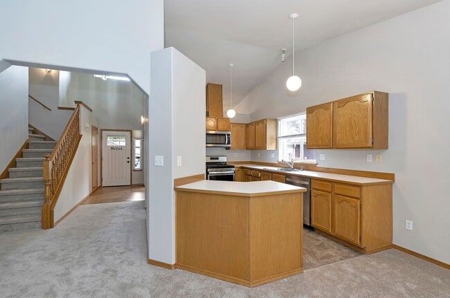 Building Photo - Spacious 4-Bedroom Home on a Tranquil Cul-de-Sac in Puyallup