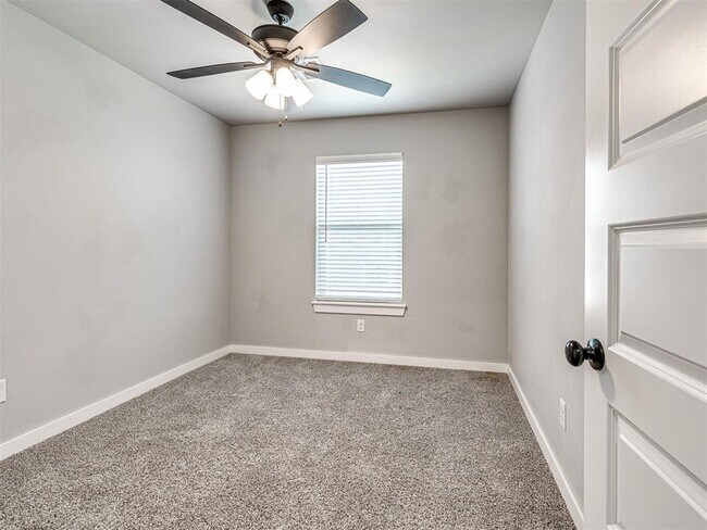 Building Photo - 8922 NW 109th Terrace