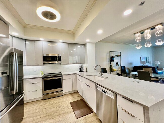 Building Photo - 3321 Sunset Key Cir