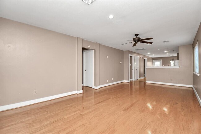 Building Photo - 5806 Sonoma Ridge