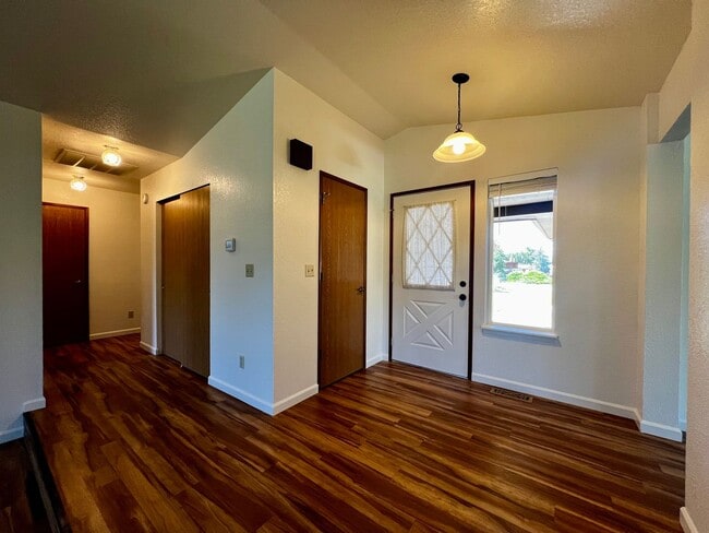 Building Photo - Non-Refundable & Security Deposit Total: $...