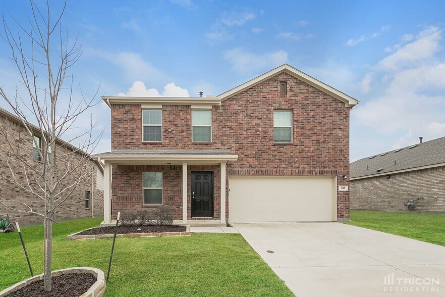 Primary Photo - 747 Myrtle Ln