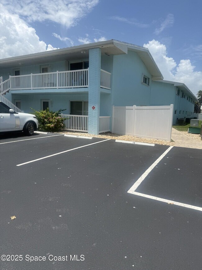 Building Photo - 190 Flagler Ln