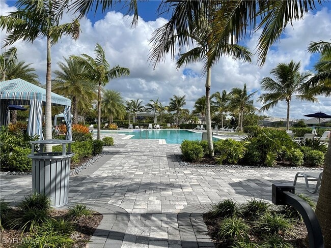 Building Photo - 9213 Cayman Dr
