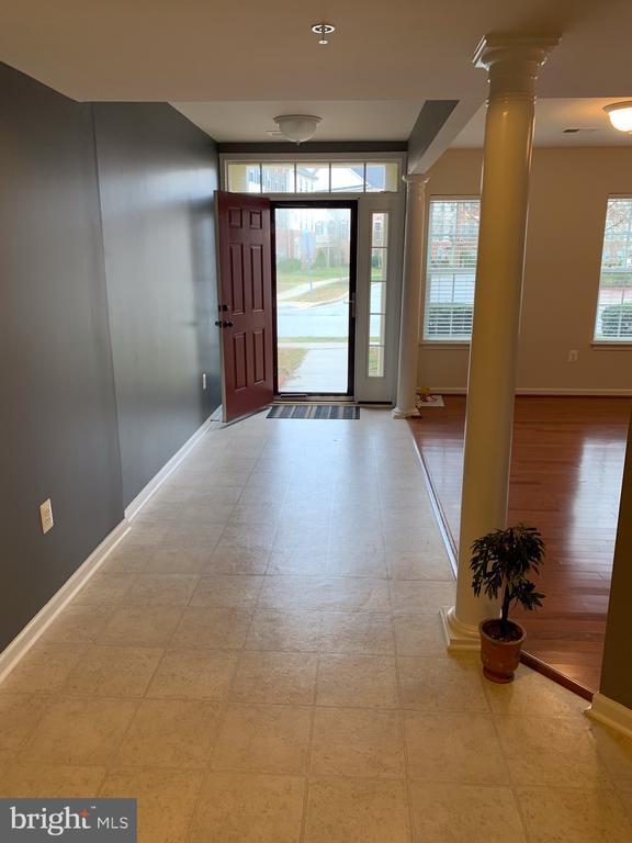 Building Photo - 2816 Admiral Ridge Rd